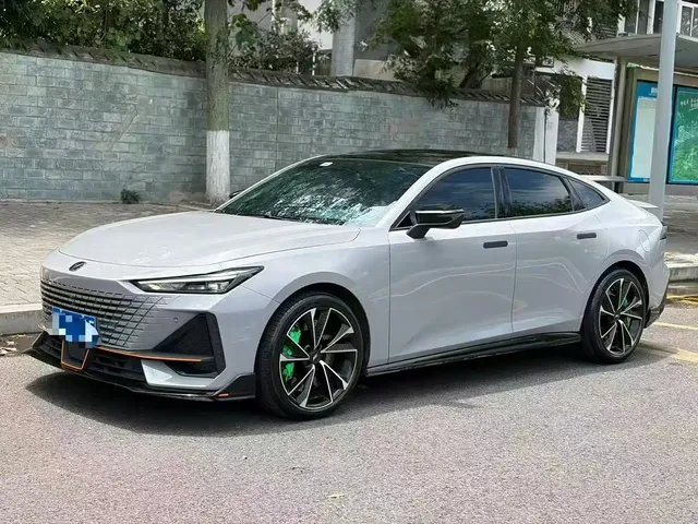 Changan UNI-V 2022 1.5T Sport Edition