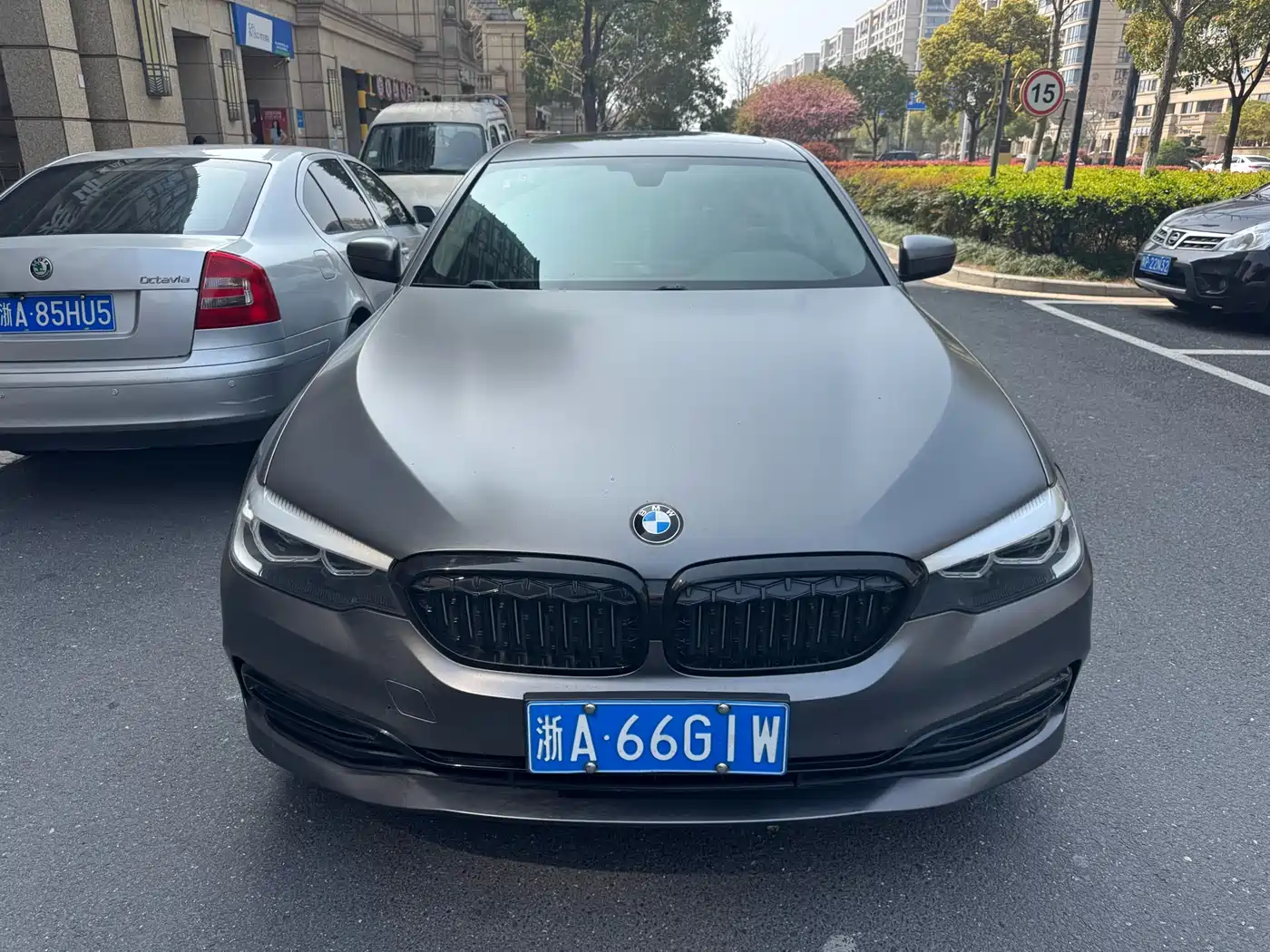BMW 5 Series 2020 525Li Luxury Package