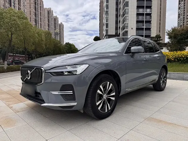 Volvo XC60 2023 B5 AWD Smart Luxury Edition