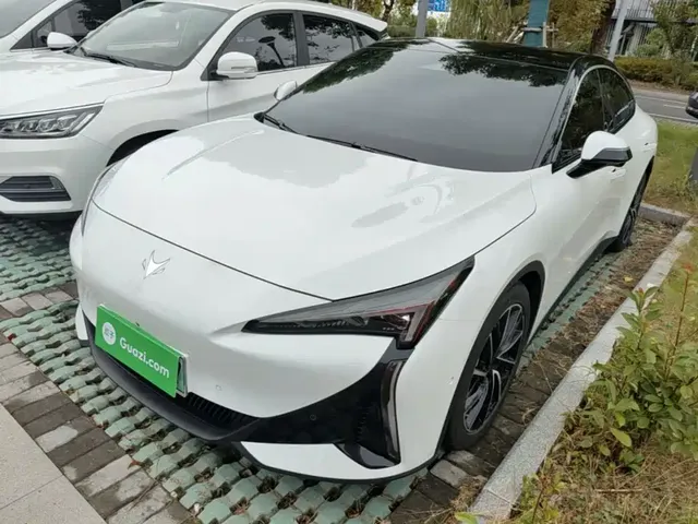 ARCFOX Alpha S5 2025 Facelift 668MAX Divine Edition 200kW