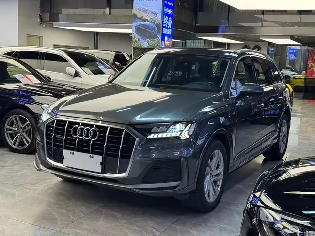 Audi Q7 2021 45 TFSI quattro S line Sport