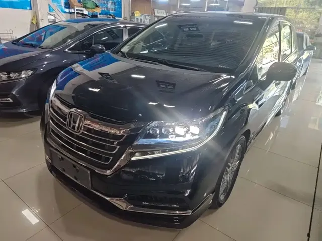 Honda Elysion 2019 2.0L Hybrid Luxury Edition