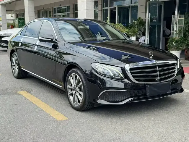 Mercedes-Benz E-Class 2019 E 300 L Fashion