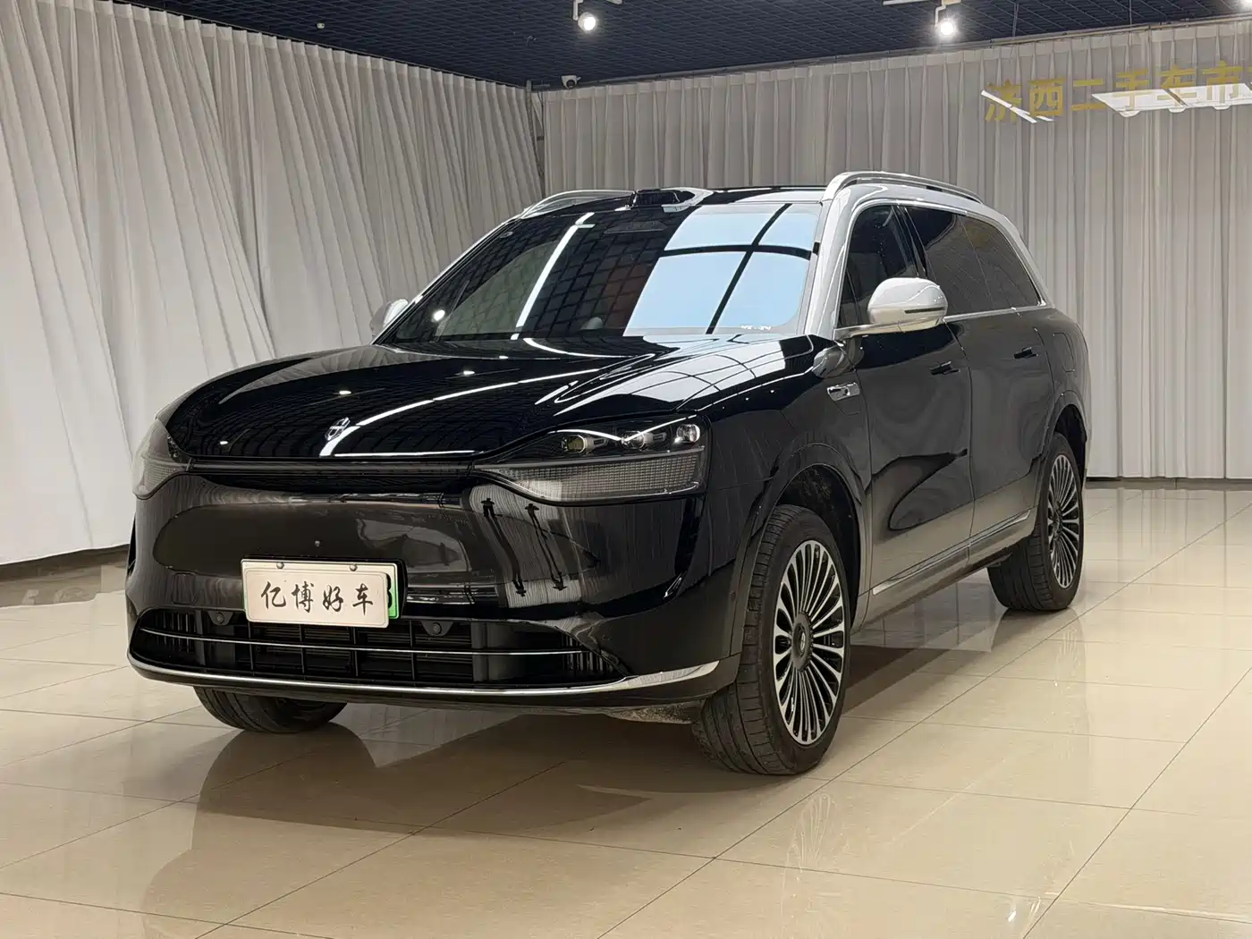 AITO Wenjie AITO M9 2024 Extended Range Ultra 42kWh 6-Seater