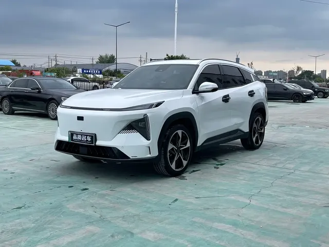 Geely Galaxy L7 2024 1.5T 115km Starship Soaring Dragon Edition
