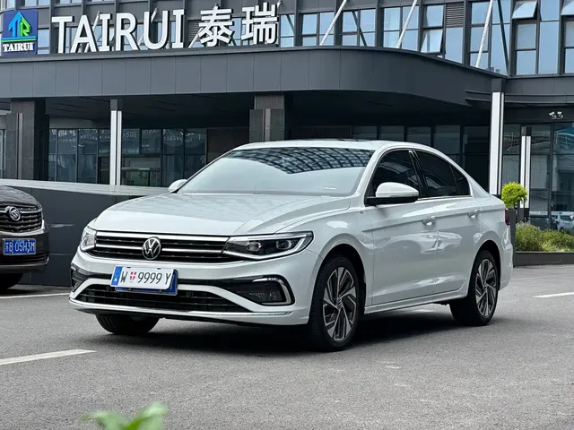 Volkswagen Bora 2025 300TSI DSG Premium Ride Edition