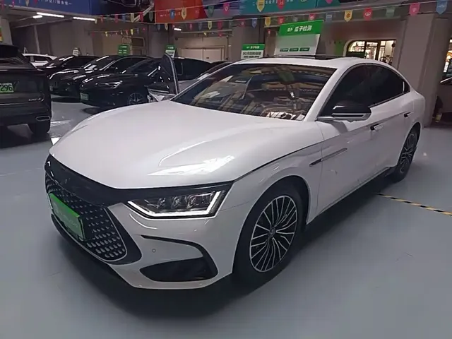 BYD Han 2022 DM-i 121KM Premium Edition