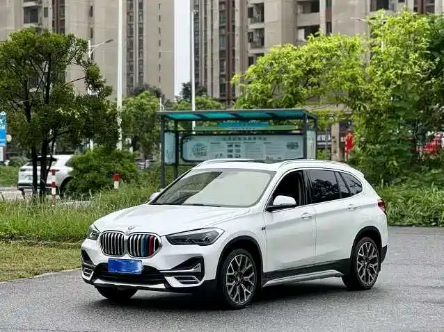 BMW X1 2021 xDrive25Li Exclusive