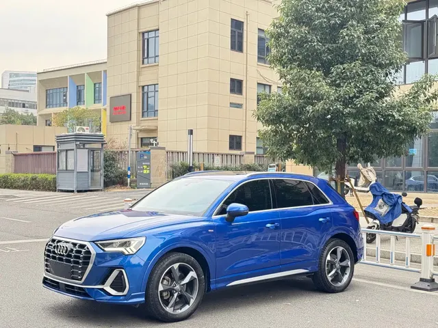 Audi Q3 2019 40 TFSI quattro Fashion Sport
