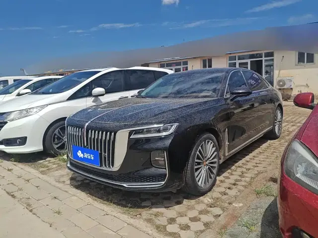 Hongqi H9 2022 2.0T Smart Connect Flag Enjoy Edition
