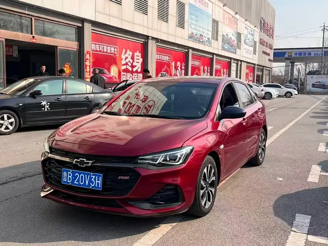 Chevrolet Monza 2019 RS 330T Auto Smooth Edition China VI