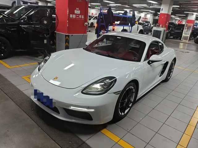 Porsche 718 2020 Cayman 2.0T