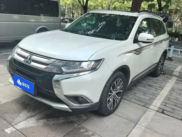Mitsubishi Outlander 2018 2.0L 2WD Jiale Edition 7-seater