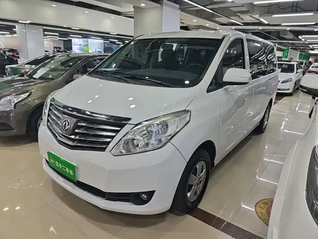 Dongfeng Fengxing Lingzhi PLUS 2021 2.0L Manual Comfort 7-Seater