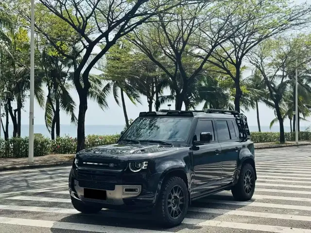 Land Rover Defender 2023 Facelift 110 3.0T P400 X-DYNAMIC HSE