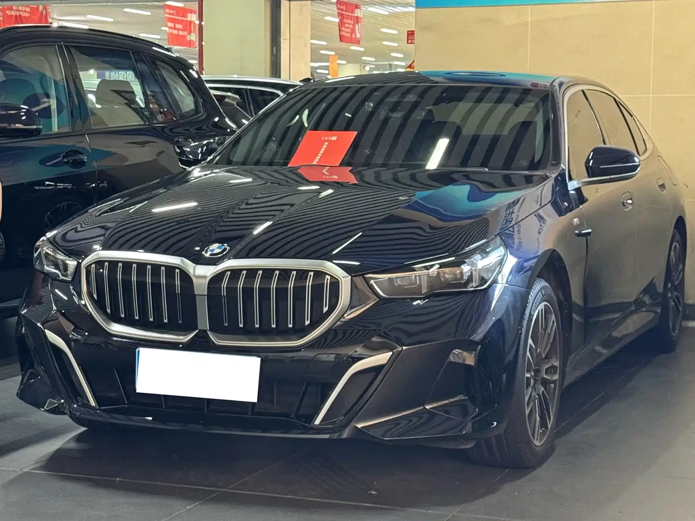 BMW 5 Series 2025 525Li M Sport Package