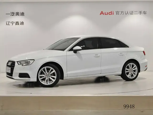 Audi A3 2018 30th Anniversary Limousine 35 TFSI Progressive