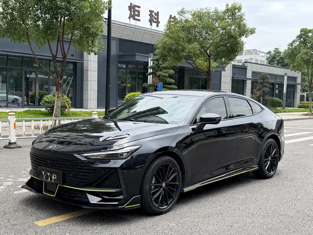 Changan UNI-V 2022 1.5T Sport Edition
