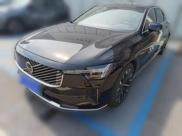 Volvo S90 Plug-in Hybrid 2026 Plug-in Hybrid AWD Long Range Elegance Luxury