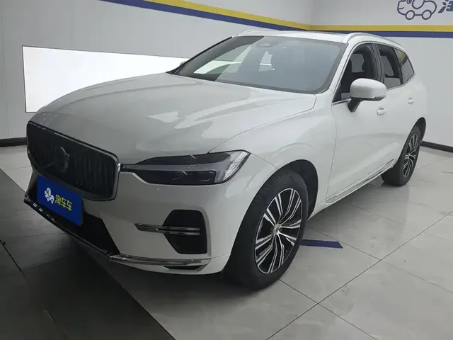 Volvo XC60 2022 B5 AWD Inscription