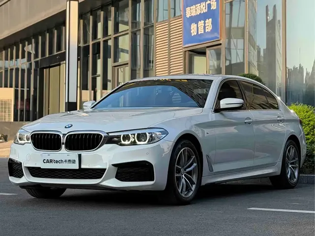 BMW 5 Series 2020 525Li M Sport Package