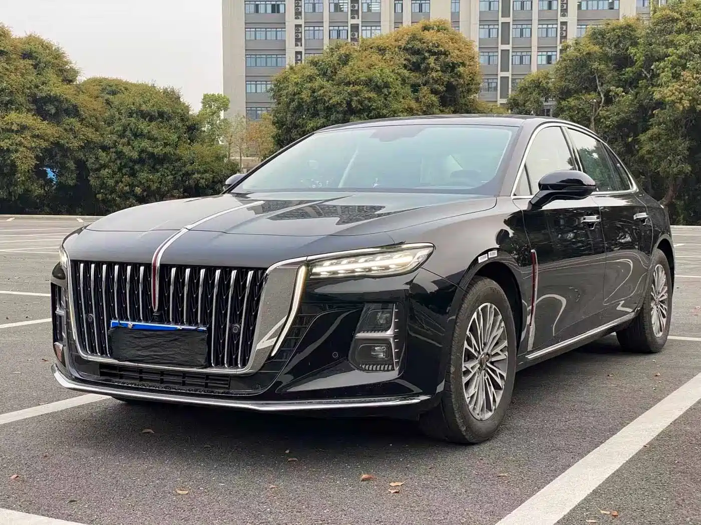 Hongqi H5 2023 2.0T Auto Smart Connect Flag Enjoy