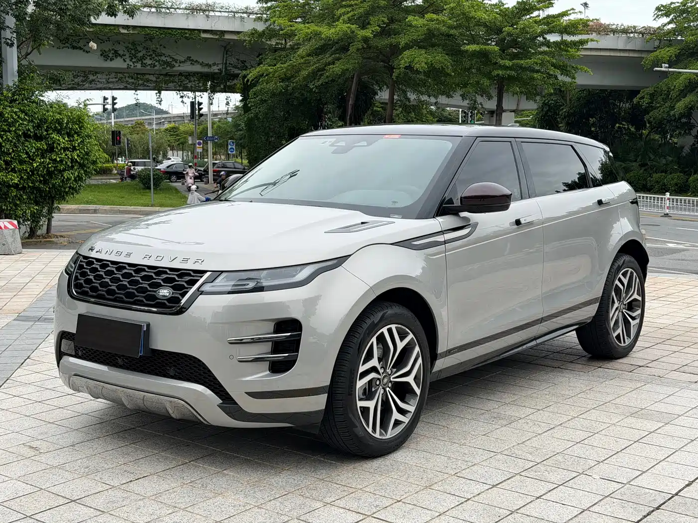Land Rover Range Rover Evoque 2021 Range Rover Evoque L 249PS R-Dynamic First Edition Launch Edition