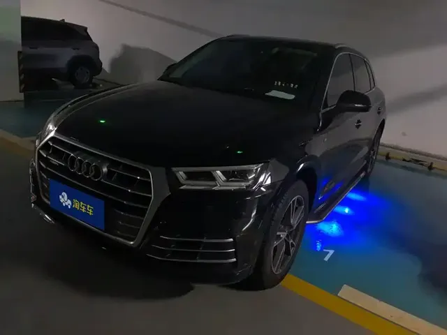 Audi Q5L 2018 45 TFSI Exclusive Fashion (China V)