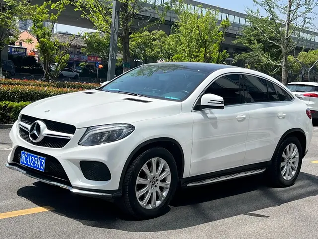 Mercedes-Benz GLE Coupe 2018 GLE 320 4MATIC Coupe SUV