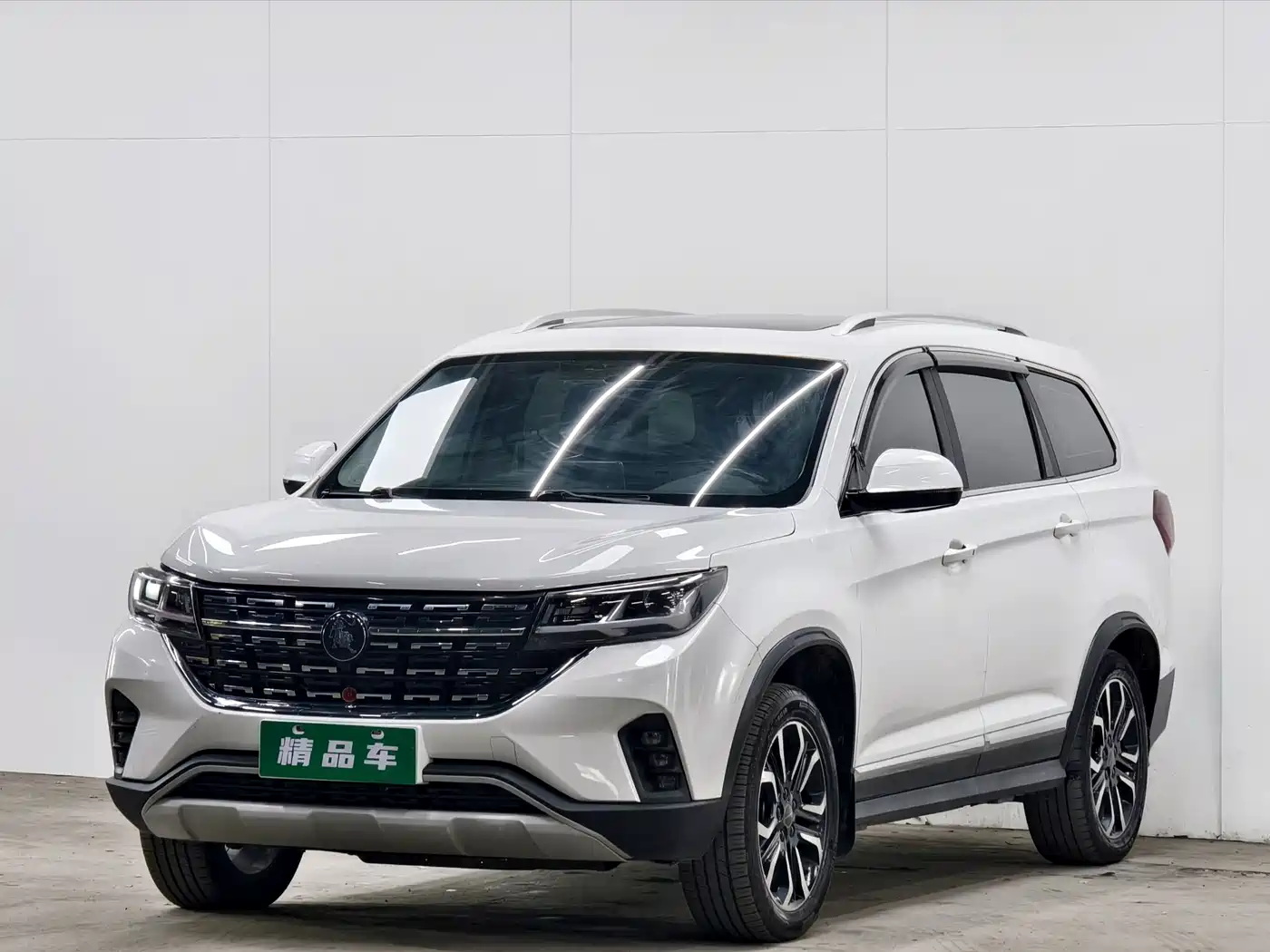 Dongfeng Fengxing T5 2022 Golden Age 1.5T Automatic Far Dream 5-seater