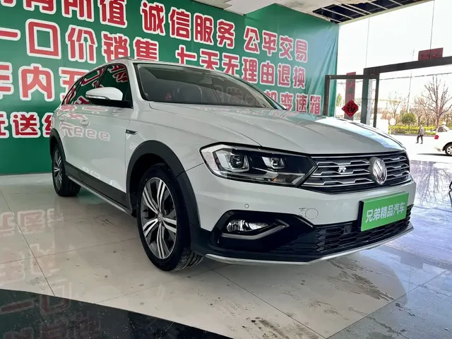 Volkswagen C-TREK 2018 230TSI DSG Luxury