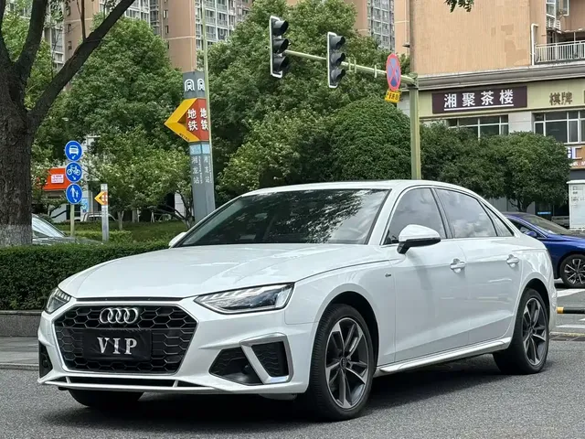 Audi A4L 2024 40 TFSI Fashion Dynamic