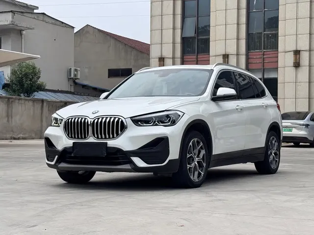 BMW X1 2021 sDrive25Li Leading