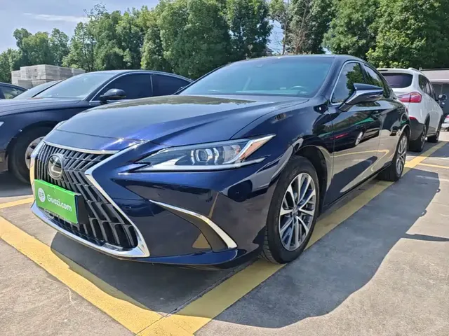 Lexus ES 2023 200 Excellence Edition