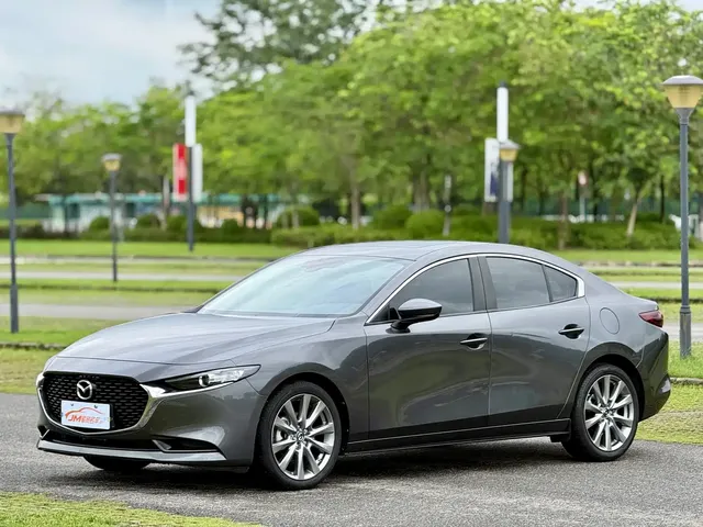 Mazda 3 Axela 2021 2.0L Automatic Quality Elegance