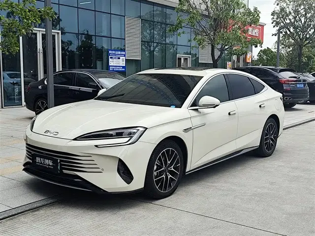 BYD Seal 2024 Glory Edition DM-i 1.5L 121km Luxury