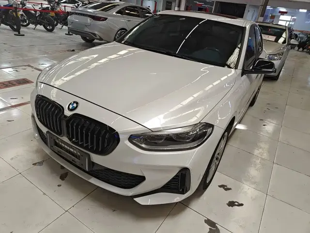BMW 1 Series 2021 120i M Sport Shadow Edition