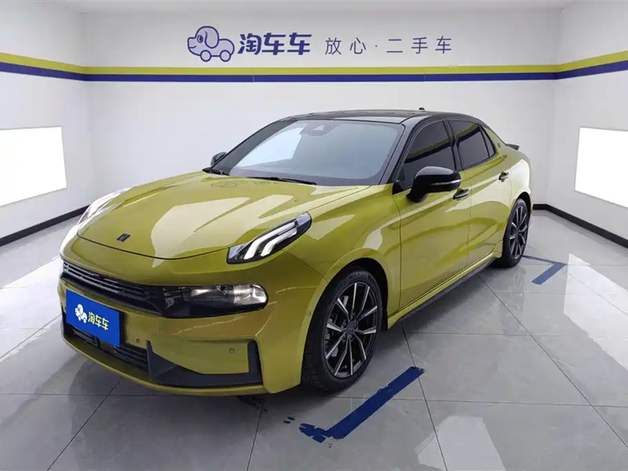 Lynk & Co 03 2022 03+ 2.0TD Auto Wind Rider Edition
