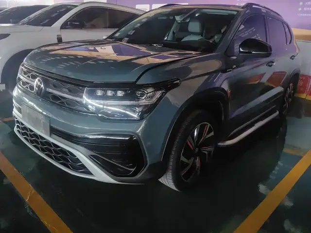Volkswagen Tharu 2023 300TSI 2WD Full Moon Edition
