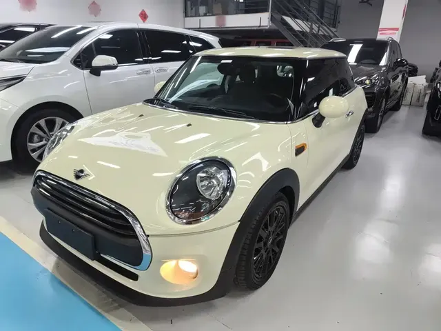 MINI MINI 2018 1.5T ONE PLUS
