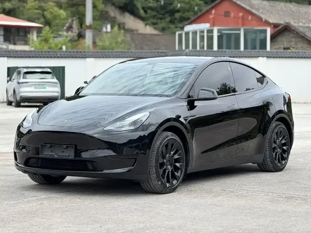 Tesla Model Y 2022 Facelift Rear-Wheel Drive Version