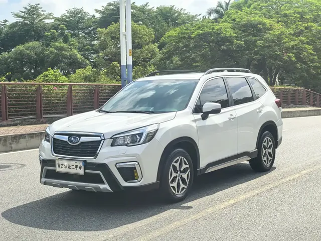 Subaru Forester 2021 2.0i Luxury Edition with EyeSight