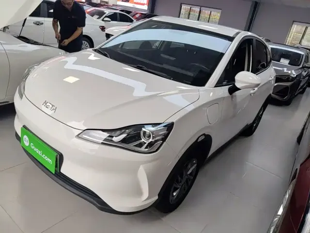 Nezha Auto Nezha V 2021 Standard Range Entertainment Edition