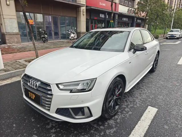 Audi A4L 2019 45 TFSI quattro Personality Sport (China V)