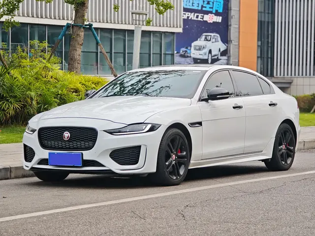 Jaguar XEL 2023 2.0T 250PS R-DYNAMIC S Progressive Sport