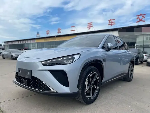 Nezha Auto Nezha L 2024 Extended Range 310 Flash Charge Red Edition