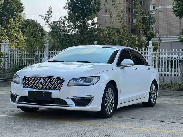 Lincoln MKZ 2020 2.0T Premium Edition