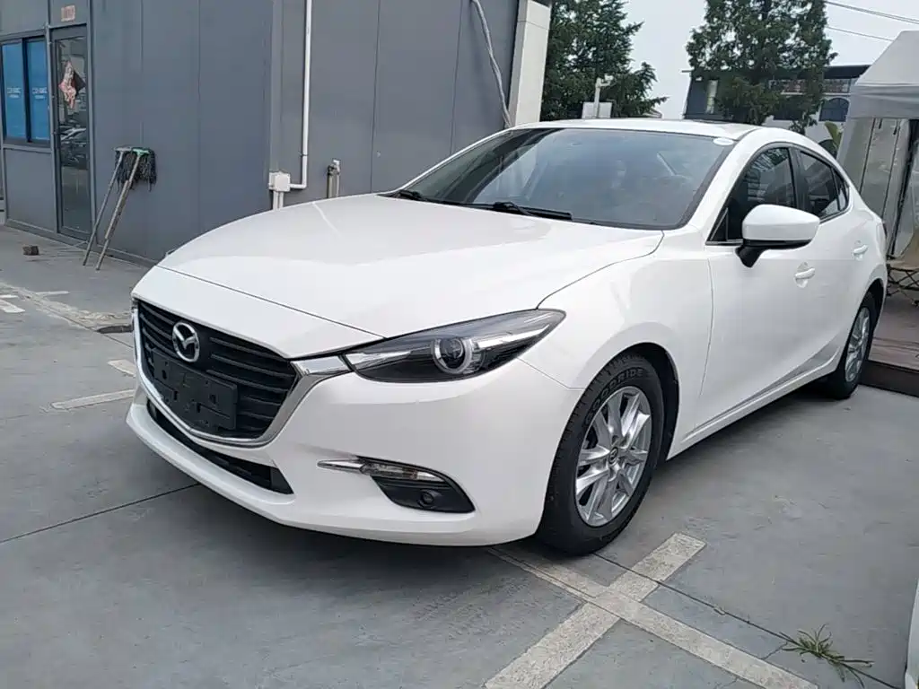 Mazda 3 Axela 2017 Sedan 1.5L Auto Luxury China VI