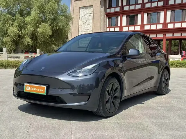 Tesla Model Y 2024 Rear-Wheel Drive Version