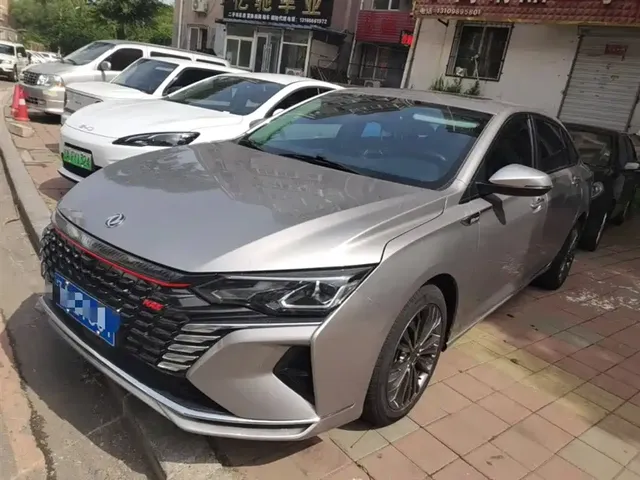 Dongfeng Aeolus Yixuan MAX 2021 1.5T Trendy Dad Edition